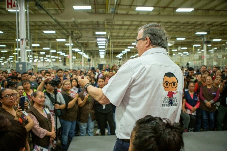 En Tijuana, Marcelo Ebrard volvió a exponer sus propuestas de seguridad. Foto @m_ebrard




