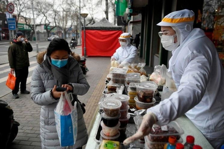 La caída del PIB se debió a las medidas que tomó para frenar la epidemia de coronavirus, como el cierre de fábricas, tiendas y otros negocios. Foto Afp / archivo