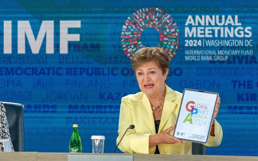 La directora gerente del FMI, Kristalina Georgieva, habla en una conferencia de prensa en Washington, D.C., Estados Unidos, el 24 de octubre de 2024. Foto Xinhua