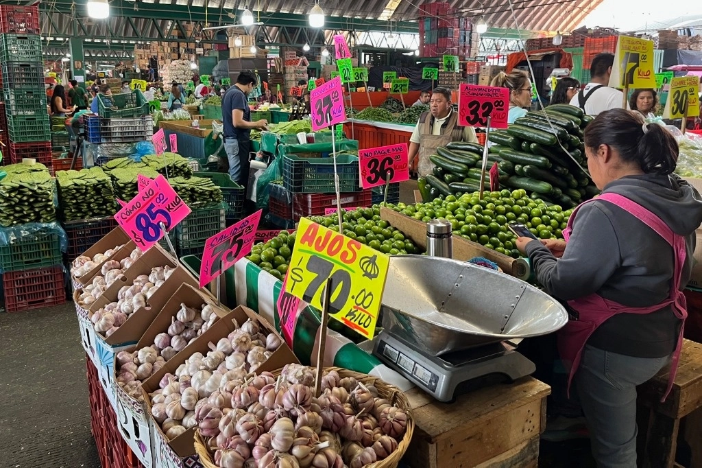 La economía mexicana entrará a un ciclo de contracción en el corto plazo, según indicadores del Inegi. Foto María Luisa Severiano
