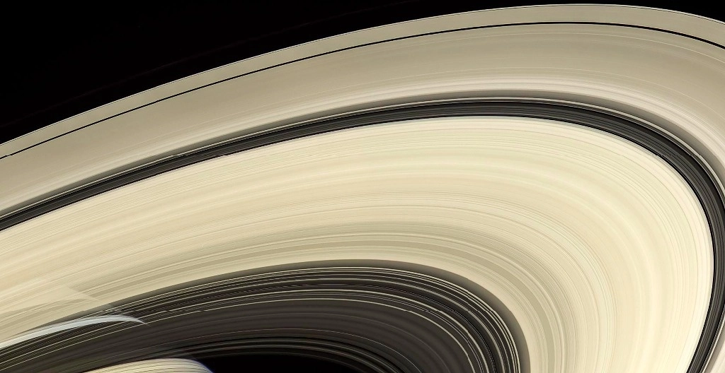 Imagen proporcionada por la NASA en 2007 muestra parte de los anillos del planeta Saturno, vistos desde la nave espacial Cassini. Foto Ap