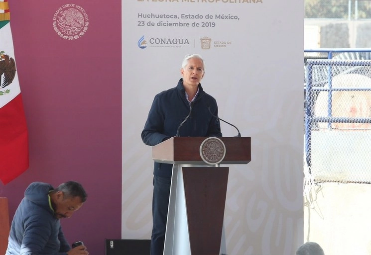 Alfredo Del Mazo, gobernador del Estado de México anunció una inversión en el sector salud para hacer frente al coronavirus. Foto Jesús Villaseca