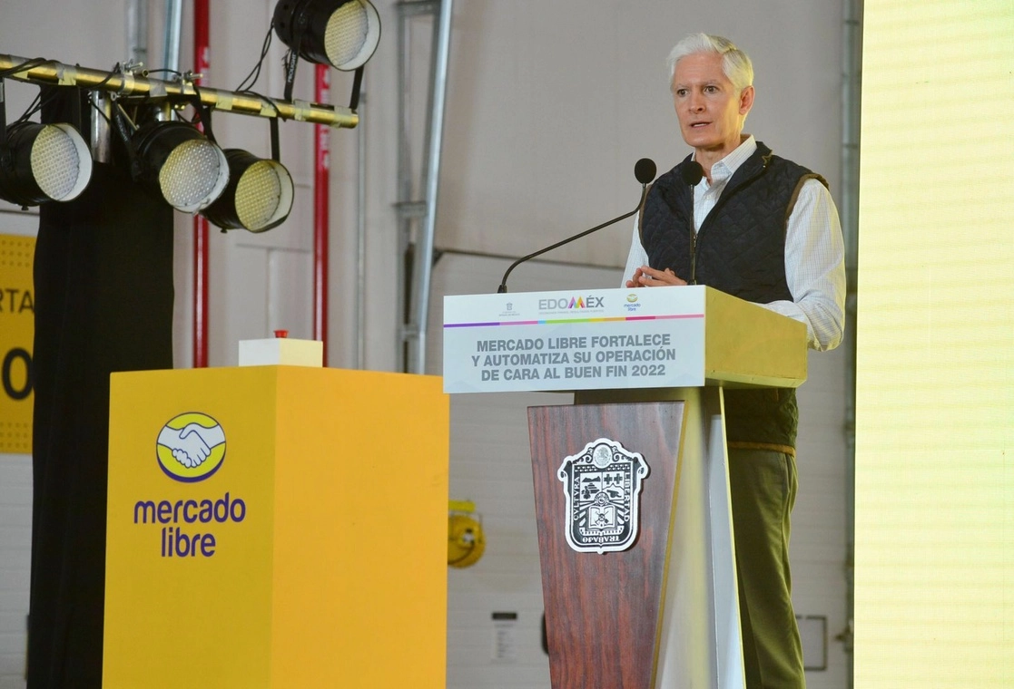 El mandatario mexiquense participó en la presentación del sistema de automatización que tendrá el centro de distribución de la empresa Mercado Libre, en el centro logístico Prologis Park Grande en Tepotzotlán. Foto La Jornada
