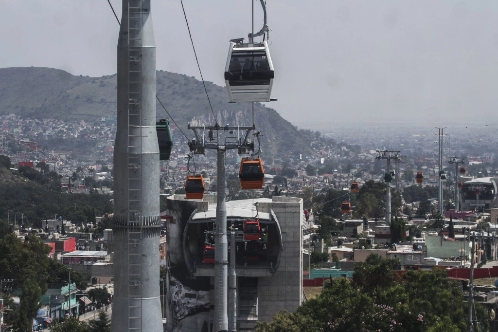 Daniel Sibaja, titular de la Secretaría de Movilidad, anunció que en el segundo semestre del próximo año, la tarifa preferencial se extenderá a las cuatro líneas que integran el Sistema de Transporte Masivo Mexibús. Foto Cuartoscuro/Archivo.