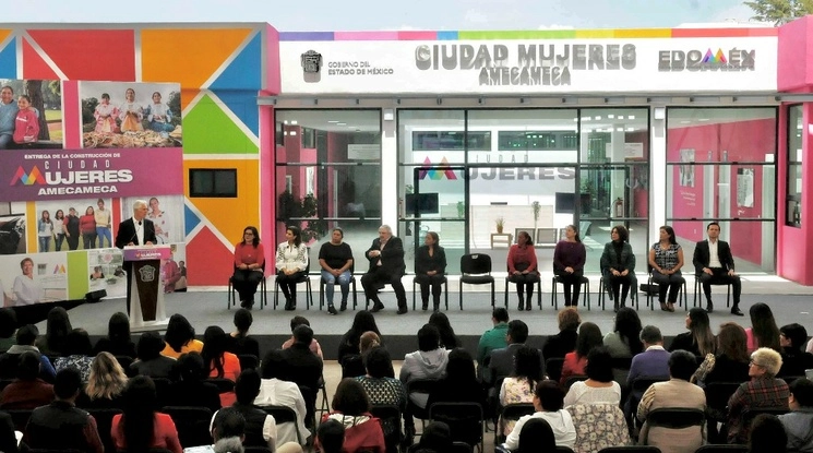 Entrega de Ciudad Mujeres en Amecameca, Estado de México, el 2 de agosto de 2023. Foto tomada de Twitter @alfredodelmazo
