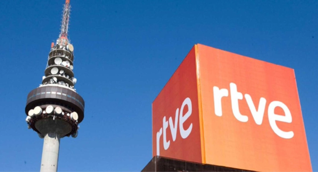 La corporación pública Radio y Televisión Española también decidió  dejar de informar desde Rusia. Foto tomada de la cuenta de Twitter de RTVE