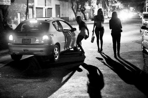 Las autoridades informaron que el hombre engañó a la mujer. Foto José Carlo González / Archivo