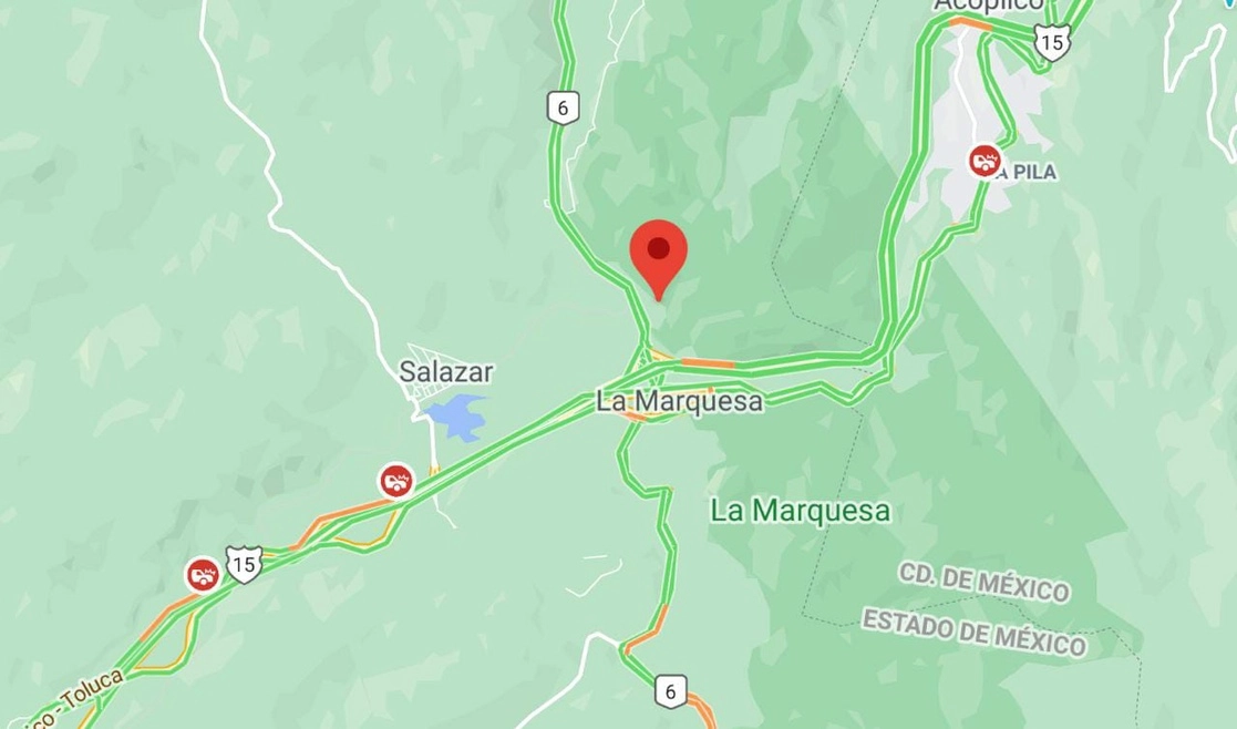 Tres hombres y una mujer fueron ejecutados  y sus cadáveres fueron abandonados a un costado de la carretera La Marquesa-Huixquilucan. Imagen de Google Maps