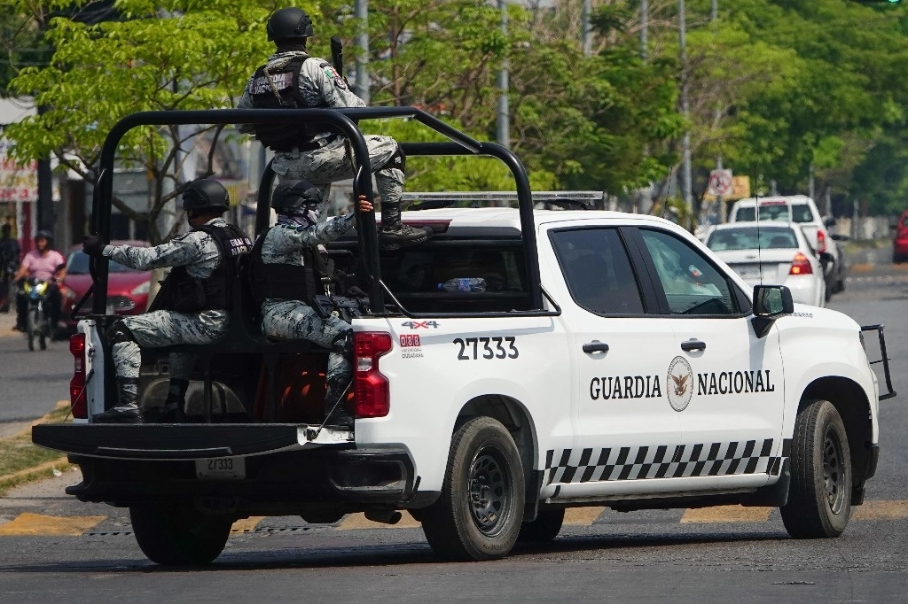 Elementos de la Guardia Nacional durante sus patrullajes por las calles del Municipio de Comalcalco, en Tabasco. Foto Cuartoscuro /Archivo