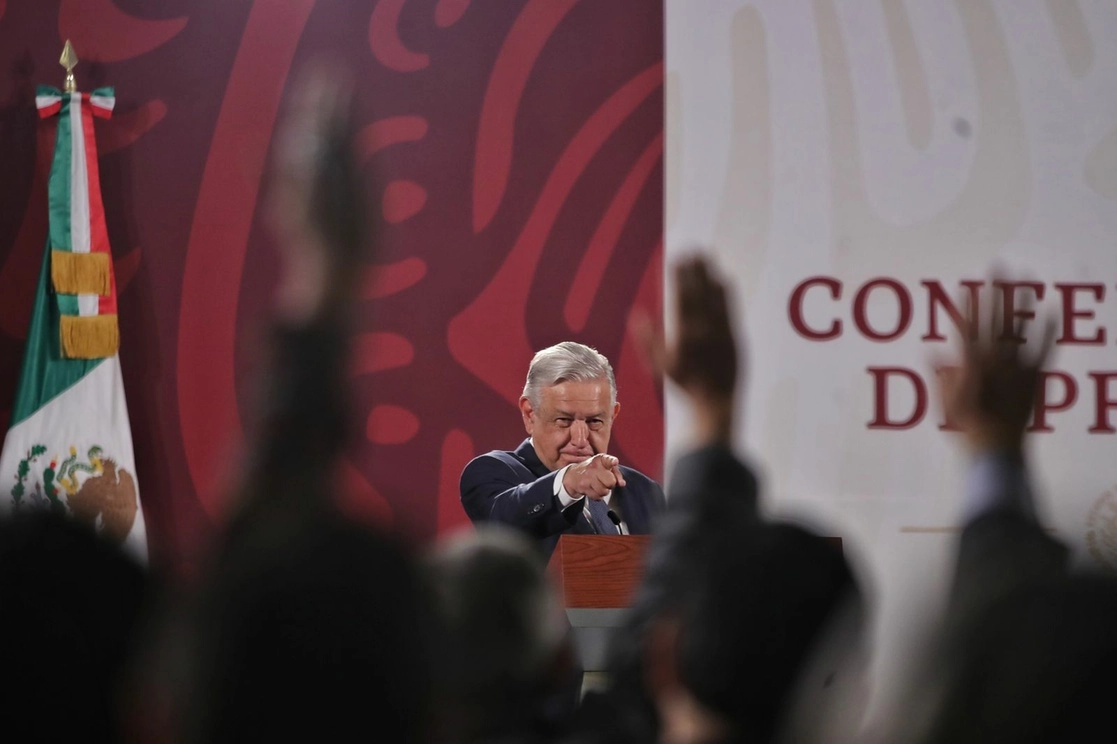 El presidente Andrés Manuel López Obrador en conferencia de prensa matutina desde Palacio Nacional, el 22 de junio de 2022. Foto Marco Peláez