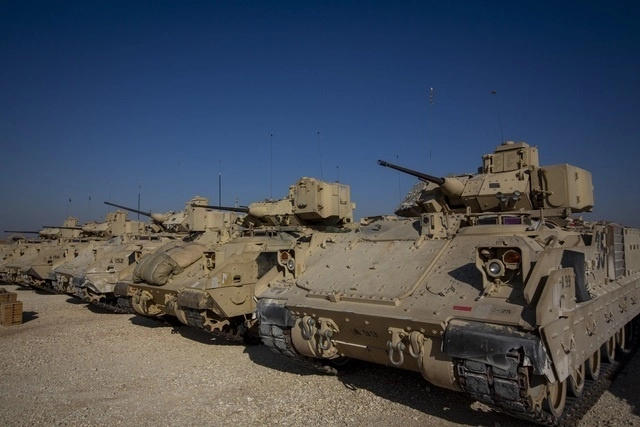 En imagen de archivo, tanques de la armada de Estados Unidos en Siria. Foto Ap