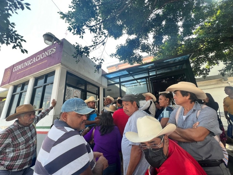 Ejidatarios de Morelos reclaman el despojo de tierras de hace más de 15 años. Foto Rubicela Morelos
