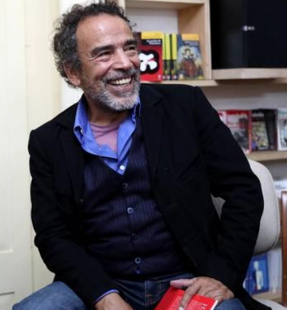 Damián Alcázar en una imagen captada en agosto de 2019, durante la lectura de 'Las batallas en el desierto', a propósito del aniversario 80 del escritor José Emilio Pacheco.Foto María Luisa Severiano