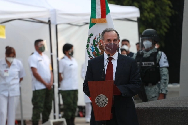 Hugo López-Gatell, subsecretario de Prevención y Promoción de la Salud en la primera aplicación de la vacuna anti Covid. Foto LA JORNADA/Luis Castillo