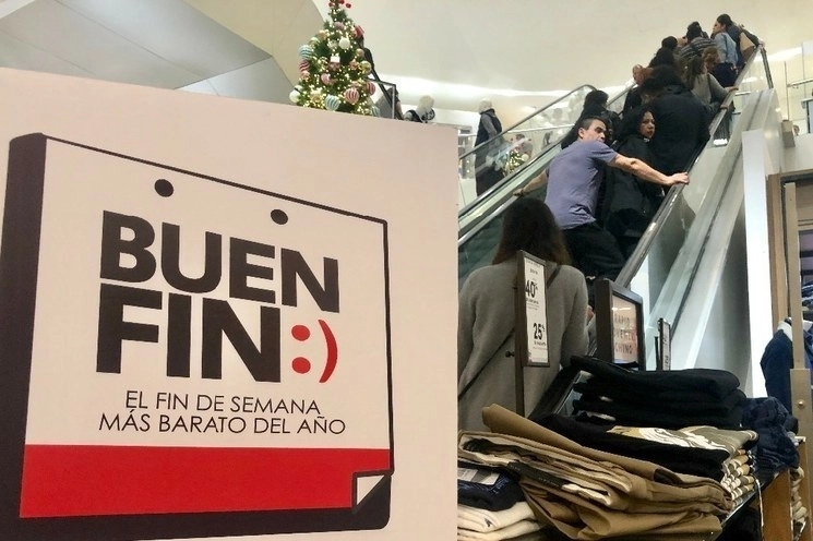 Venta durante el Buen Fin en un centro comercial al sur de la Ciudad de México. Foto Luis Castillo / Archivo