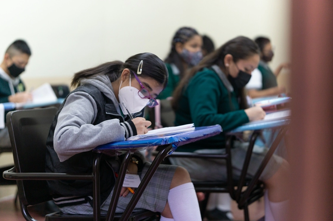 El covid perjudicó aún más la inversión educativa en América Latina. Foto Pablo Ramos / Archivo
