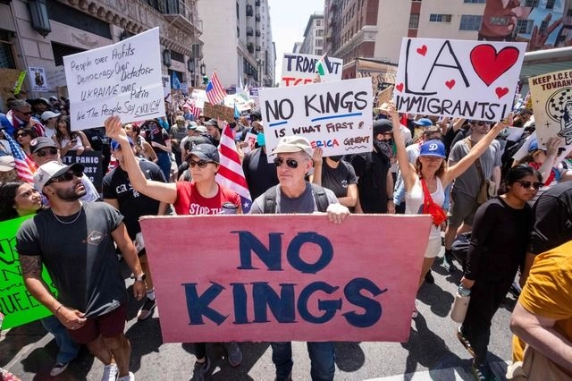 La mayoría del pueblo estadunidense no esta de acuerdo con las detenciones de migrantes que ha ordenado el presidente Donald Trump. Foto 