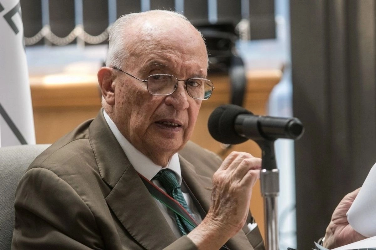 José Agustín Ortiz Pinchetti acompañó a sus lectores durante 35 años con más de mil artículos publicados de forma ininterrumpida, hasta pocos días antes de su fallecimiento. Foto 
