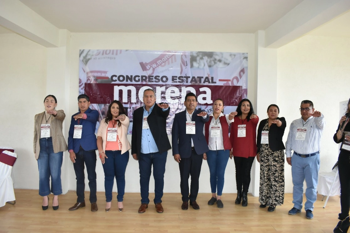 Rinde protesta la nueva dirigencia estatal de Morena en Tlaxcala, el 27 de agosto de 2022. Foto ‘La Jornada de Oriente’