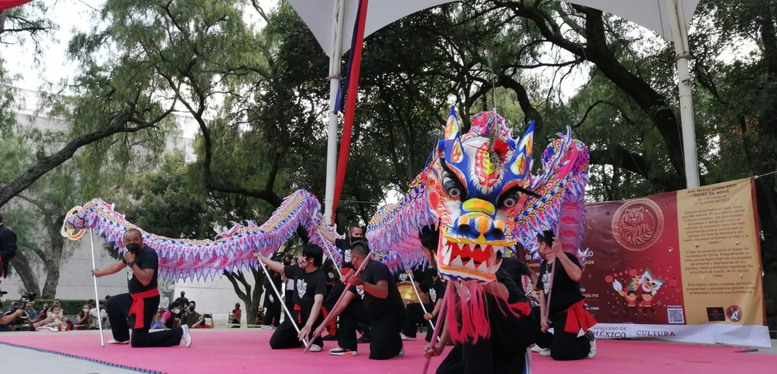 Un momento de la danza del dragón en la edición de 2022. Foto cortesía del Cenart