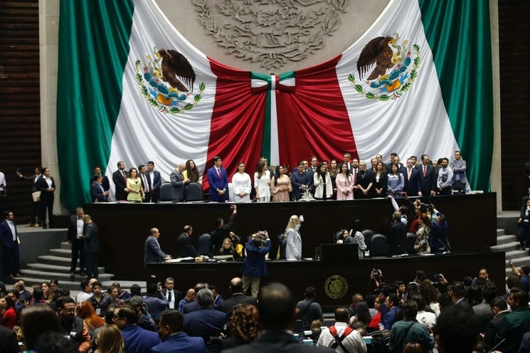 Entrega del Quinto Informe de Gobierno al Congreso de la Unión. Foto José Antonio López