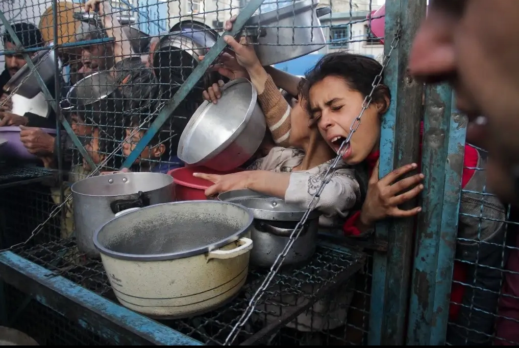 Palestinos en el campo de refugiados de Jabaliya, en la franja de Gaza. 