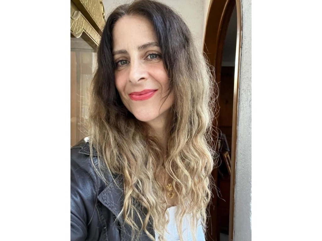 La autora compartió que su interés es quitarse los filtros de personalidad mediante la literatura: “es muy interesante todo el proceso escritural, porque son periodos en los cuales dejo fluir una imaginación que siempre está latente en mi vida. Mi deseo es que escribir me resulte muy placentero, que tenga tiempo para hacerlo y que mis lectores comprendan lo que escribo”. Foto Nitro Press 