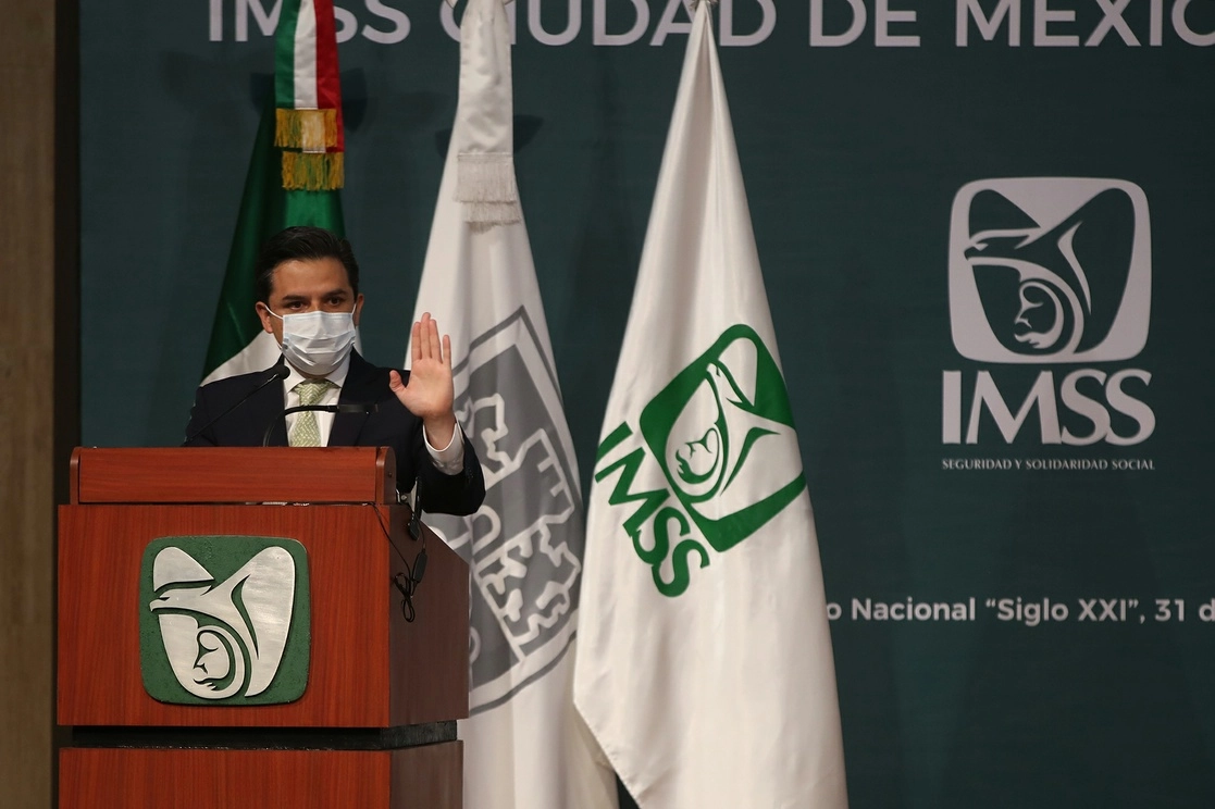 Zoé Robledo, director del IMSS. Foto José Antonio López / Archivo
