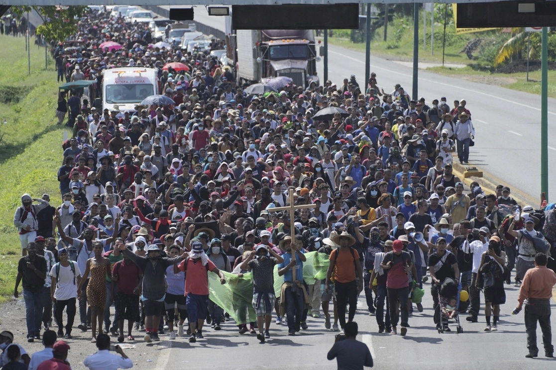 El contingente llegó ayer a Huehuetán, de donde se prevé que saldrán este lunes rumbo a Huixtla, en Chiapas. Foto Ap