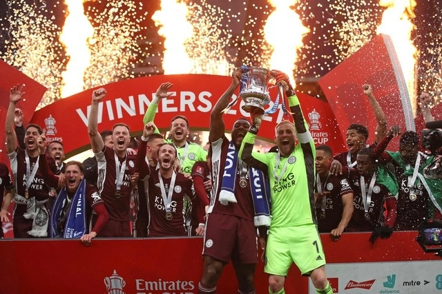 El Leicester conquistó la primera Copa de Inglaterra en sus 137 años de historia tras vencer 1-0 al Chelsea. Foto Afp 