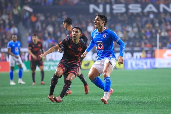 Tan sólo les costó doce minutos a los fronterizos tomar la ventaja en el marcador, luego de que José Zúñiga recibiera un pase filtrado. Foto @CruzAzul