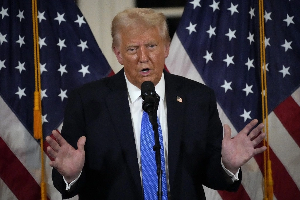 Trump revisará los gastos en educación y defensa. Foto Ap




