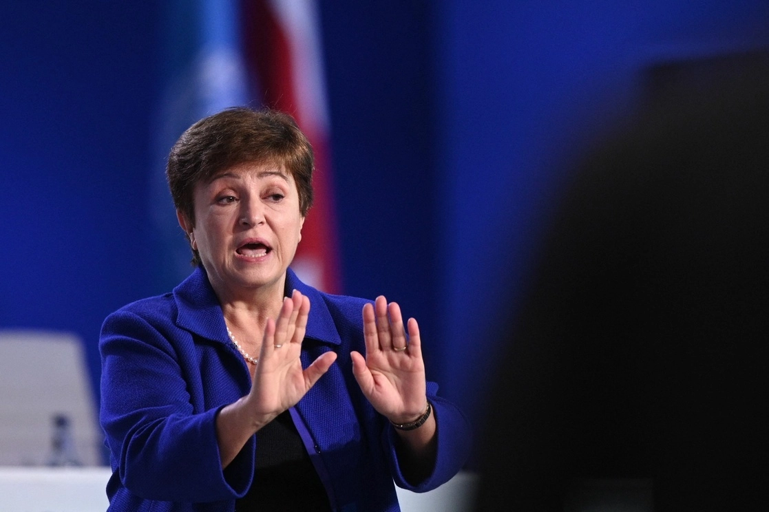 Kristalina Georgieva instó a los responsables de las políticas monetarias a adoptar medidas específicas para aliviar el aumento de los precios de alimentos y combustibles, evitando al mismo tiempo las decisiones que puedan alimentar la inflación. Foto Afp / Archivo