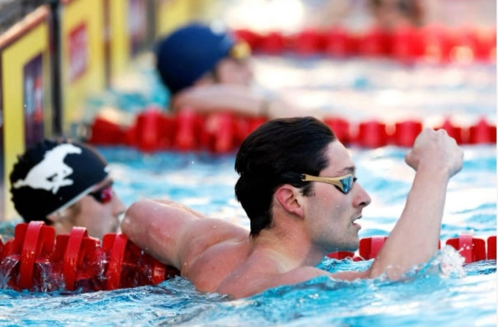 El nadador Gabriel Castaño hizo historia para la natación mexicana al avanzar a la semifinal olímpica en la prueba de los 50 metros libres. Foto X   @CONADE