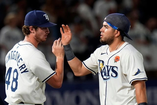 El mexicano Manuel Rodríguez y Mason Montgomery lanzaron cada uno un capítulo sin carreras para cerrar el juego. Foto 