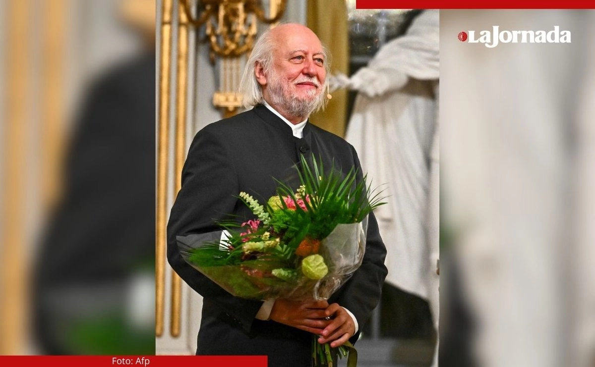 El ganador del Premio Nobel de Literatura 2025, el húngaro László Krasznahorkai, después de dar un discurso en el Salón de la Bolsa de Valores de la Academia Sueca en Estocolmo.