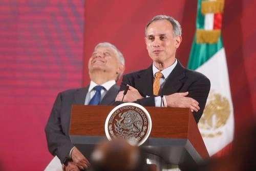 El presidente Andrés Manuel López Obrador y el secretario de Salud, Hugo López-Gatell. Foto Alfredo Domínguez.