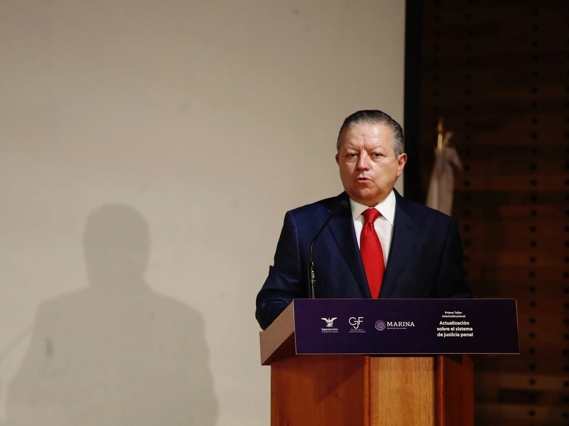 El ministro presidente de la SCJN, Arturo Zaldívar Lelo de Larrea, señaló que luego de la reforma al PJF es necesario que sus miembros tengan mayor contacto con la sociedad para explicarles la importancia y los alcances de su labor. Foto Cristina Rodríguez / Archivo