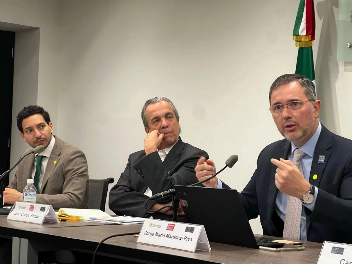 Jorge Mario Martínez Piva considera que la inversión extranjera directa que fluye hacia México va bien. Foto 