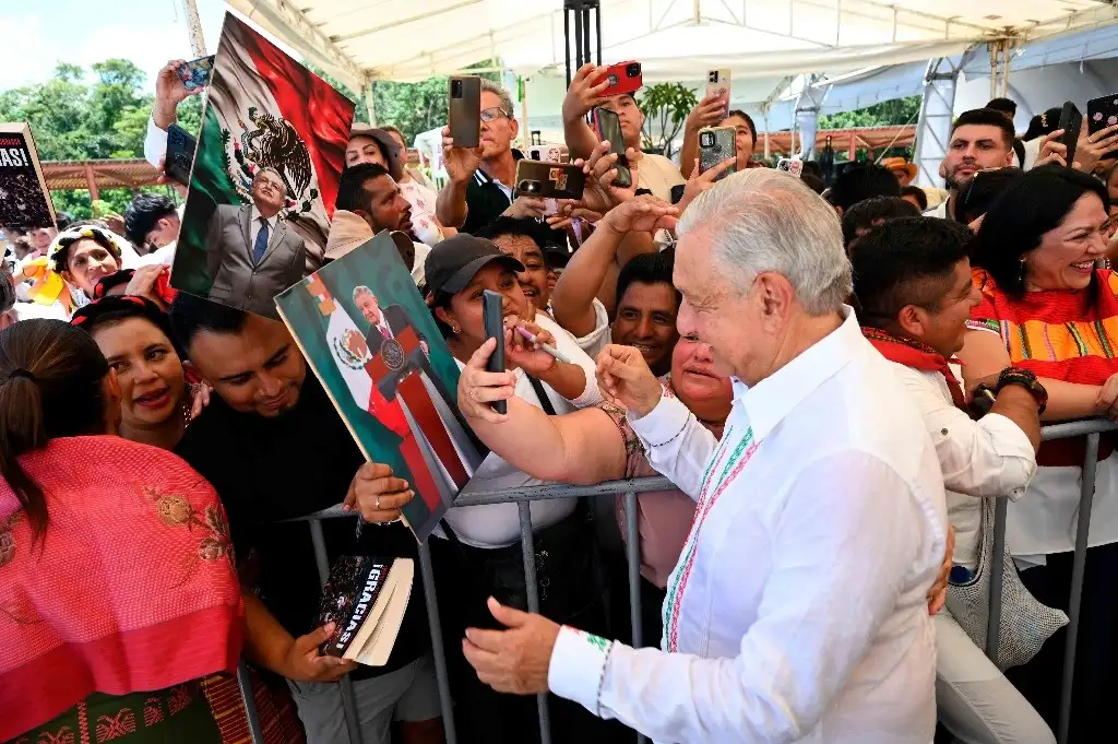 El ejercicio del poder sin la participación del pueblo “ya se fue al carajo”, dijo el presidente Andrés Manuel López Obrador, quien sostuvo que al cierre de su gobierno “ahora sí hay una auténtica democracia: el que manda en México es el pueblo”, el 14 de septiembre de 2024. Foto cortesía Presidencia

