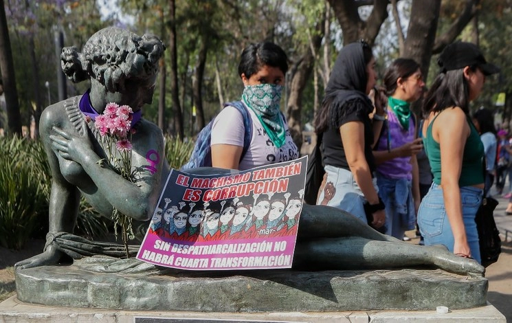 Aspecto de la marcha de mujeres realizada en la Ciudad de México, ayer domingo 8 de marzo. Foto Víctor Camacho 