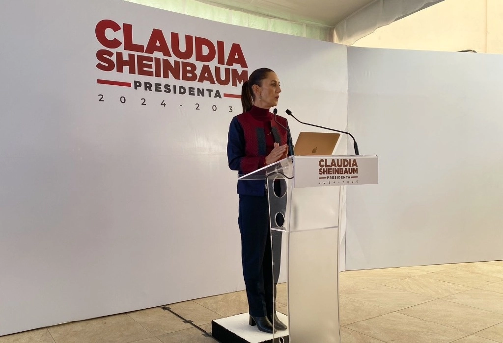 La virtual presidenta electa, Claudia Sheinbaum, ofrece conferencia de prensa, en la casa de la transición, en la alcaldía Iztapalapa, Ciudad de México, el 10 de julio de 2024. Foto Cristina Rodríguez


