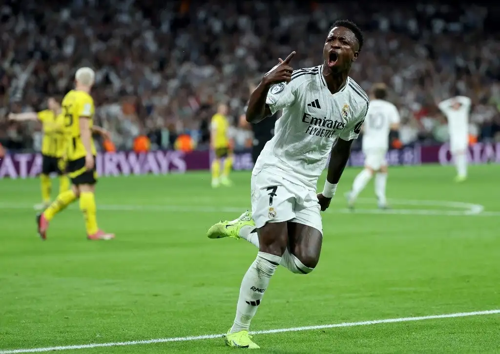 El brasileño Vinicius Júnior liedró la remontada del Real Madrid con un triplete.