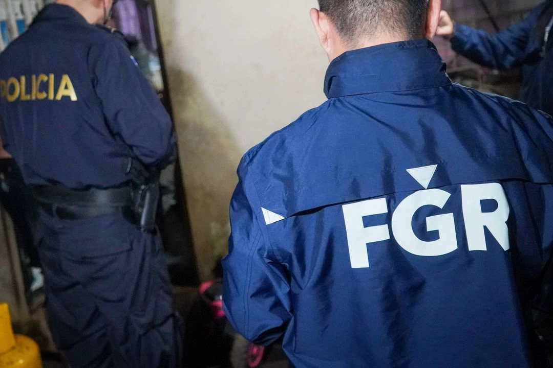 La Fiscalía de Guatemala informó por su parte que las autoridades de El Salvador extraditaron al país al guatemalteco Jonathan Cardona, un miembro de la secta detenido en enero cuando ingresó a territorio salvadoreño. Foto
