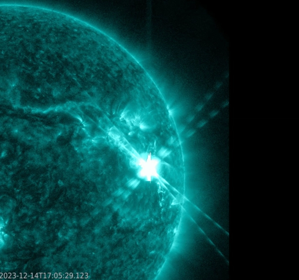 El Sol liberó el 14 de diciembre de 2023 una llamarada X2.8, de la clase más potente en la escala, que resultó ser además la más poderosa que se ha registrado desde 2017. Foto NASA vía Ap