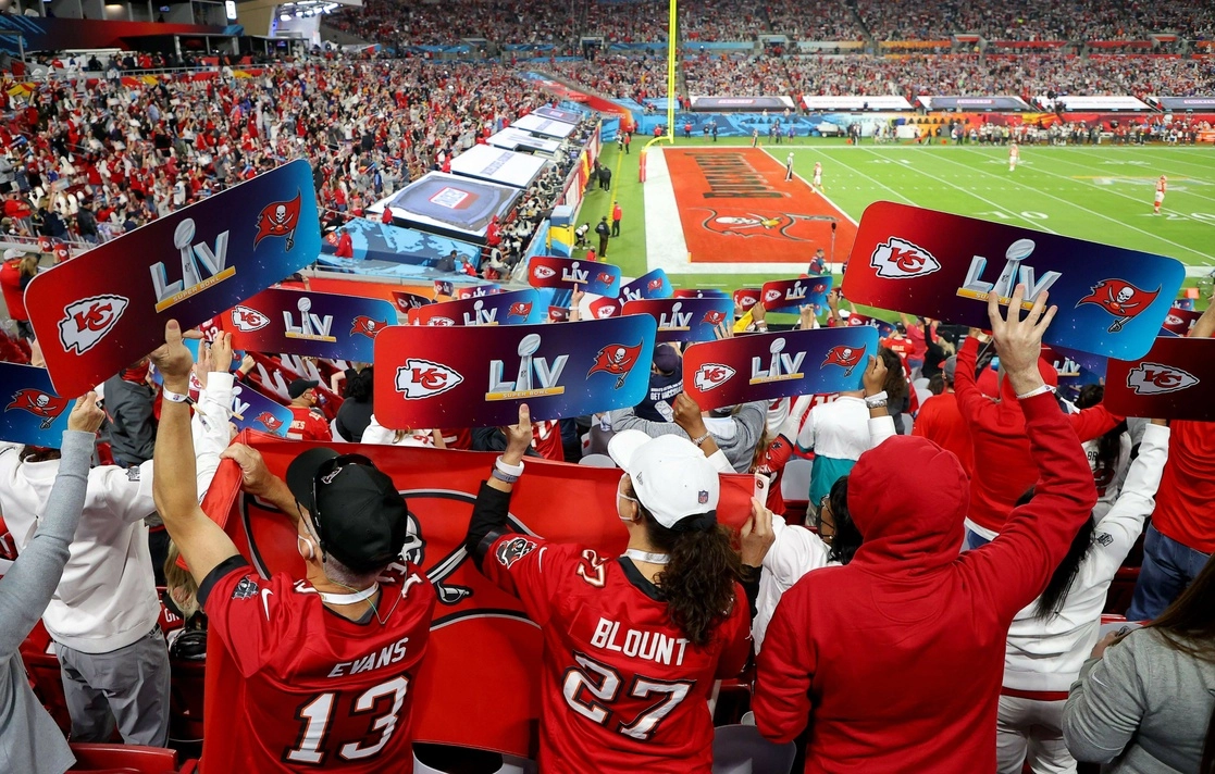 Aficionados presentes en el estadio Raymond James en Tampa, Florida. Foto Afp