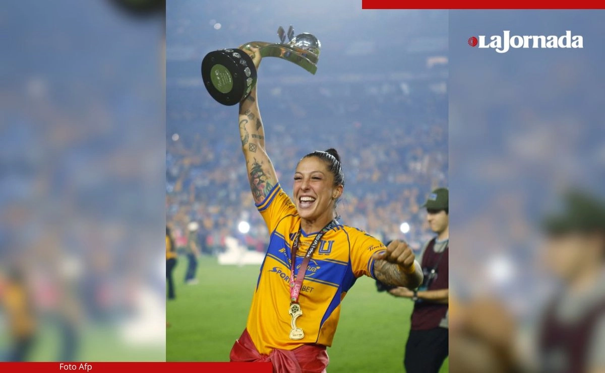 La española Jennifer Hermoso celebra el triunfo de Tigres en la final del torneo Apertura 2025 ante el América. Foto 