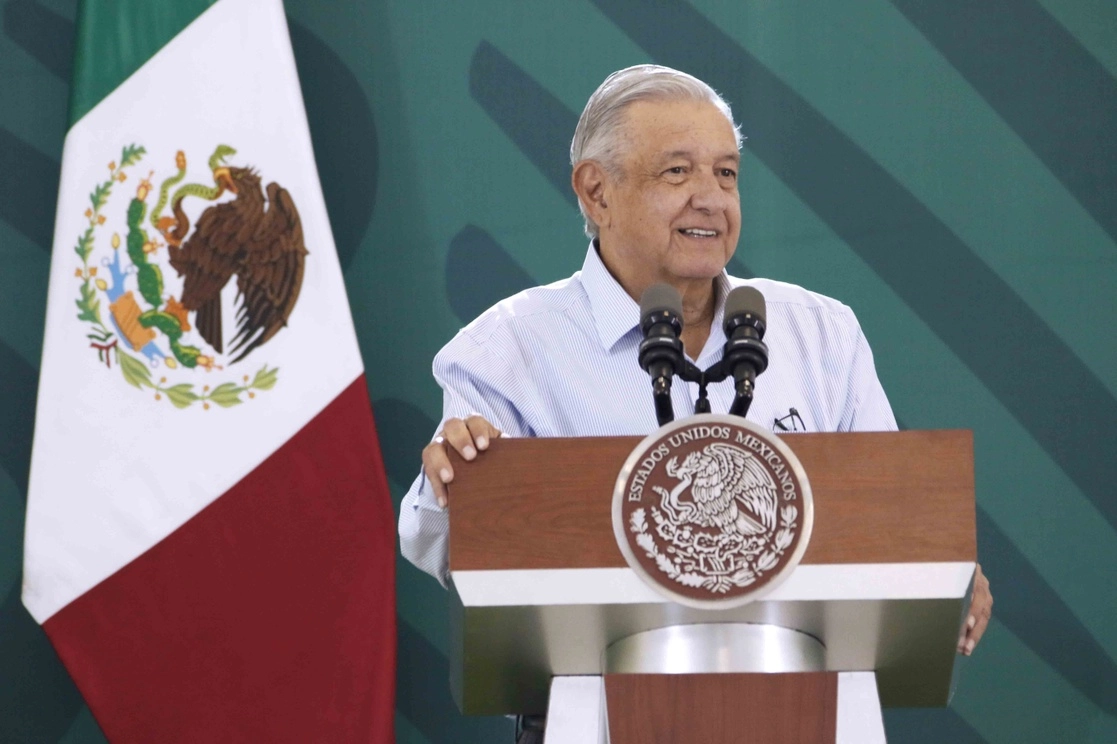 El presidente Andrés Manuel López Obrador, en la conferencia matutina del 17 de noviembre de 2021, en Cancún, Quintana Roo. Foto cortesía Presidencia