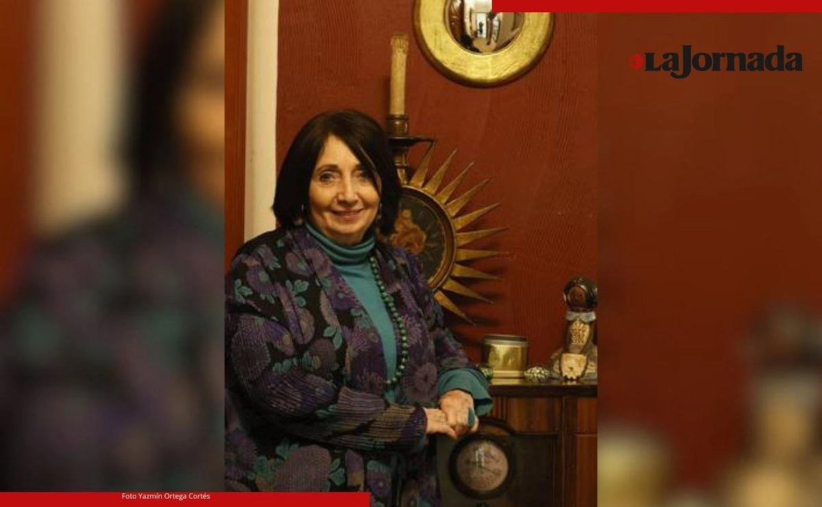 La editora y promotora cultural Marisol Schulz durante la entrevista con 'La Jornada'. 