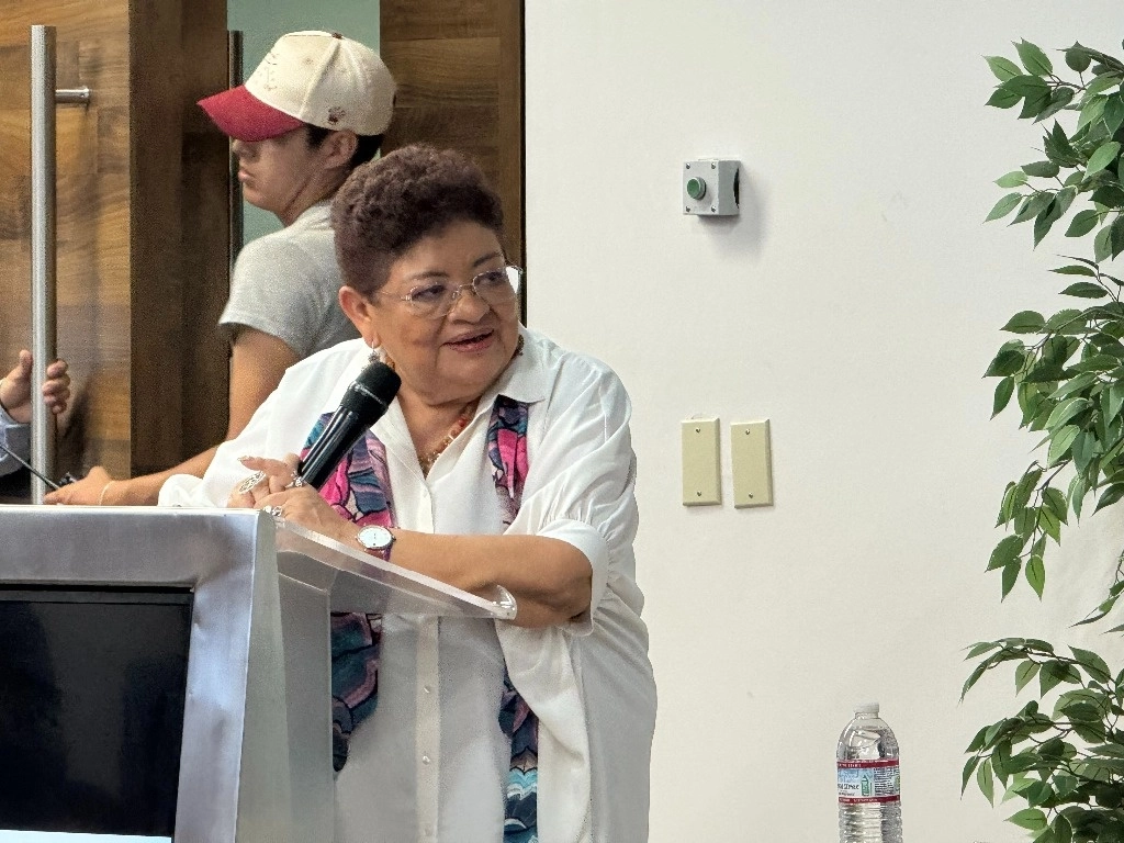 Ernestina Godoy participó en los diálogos nacionales sobre la Reforma Judicial en la Universidad de Xochicalo, en BC. Foto Mireya Cuéllar
